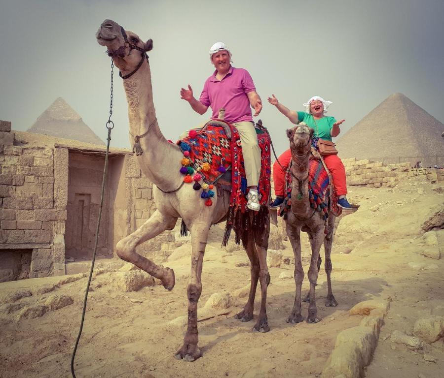 Khufu Pyramids Hotel Kafret el-Gabal Buitenkant foto