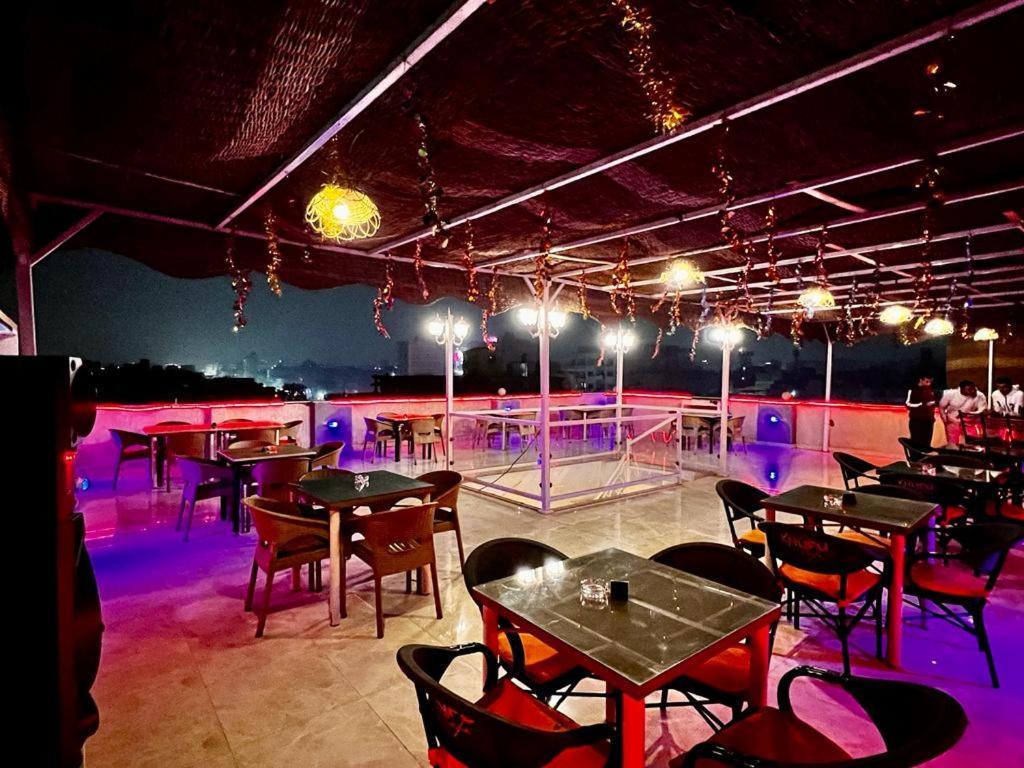 Khufu Pyramids Hotel Kafret el-Gabal Buitenkant foto
