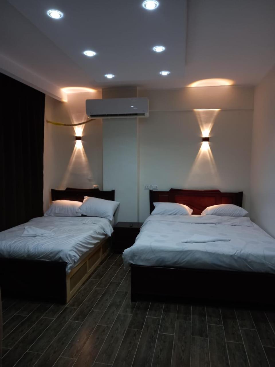 Khufu Pyramids Hotel Kafret el-Gabal Buitenkant foto