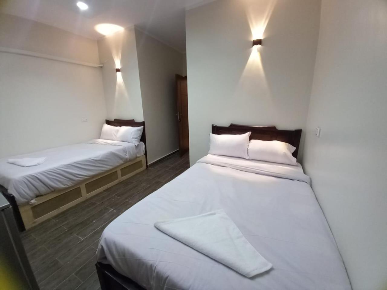 Khufu Pyramids Hotel Kafret el-Gabal Buitenkant foto